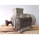 30 KW 3000 RPM As 55 mm SIEMENS. USED